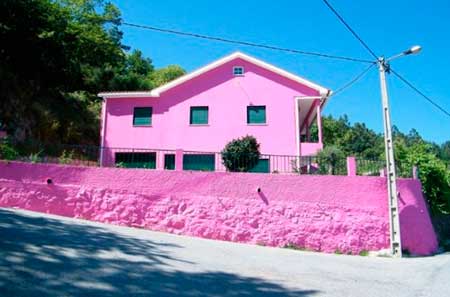 20 fotos e ideas para pintar la fachada de una casa.